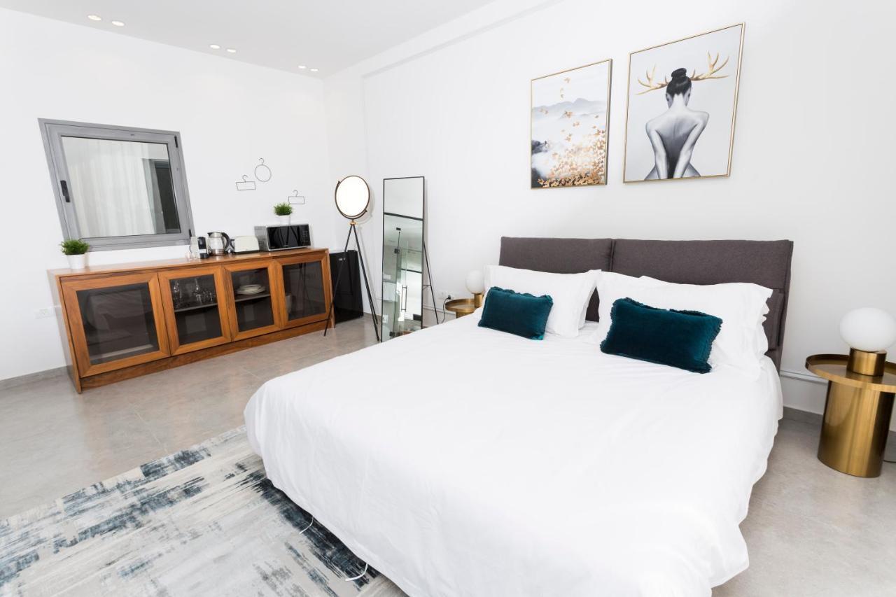 Aparthotel Emilia Tlv